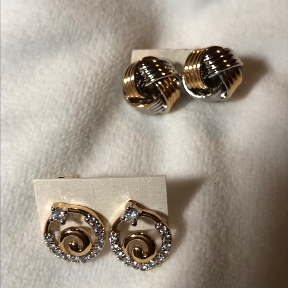 Lot of 2 pairs gold filled